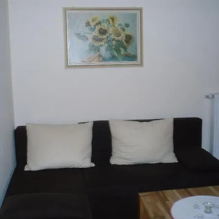 Stadtferienwohnung *